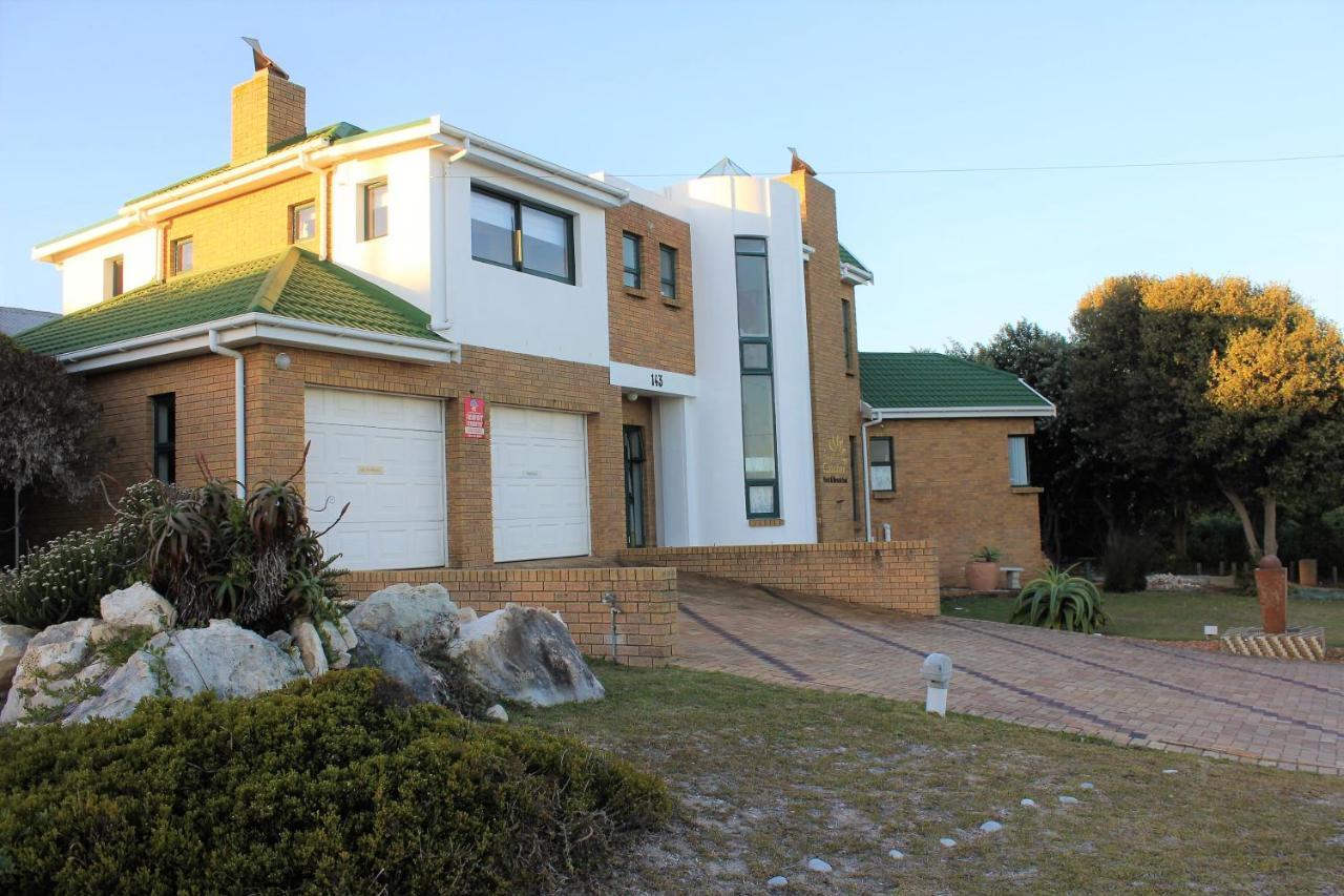The Sun Catcher Bed & Breakfast Struisbaai Bagian luar foto