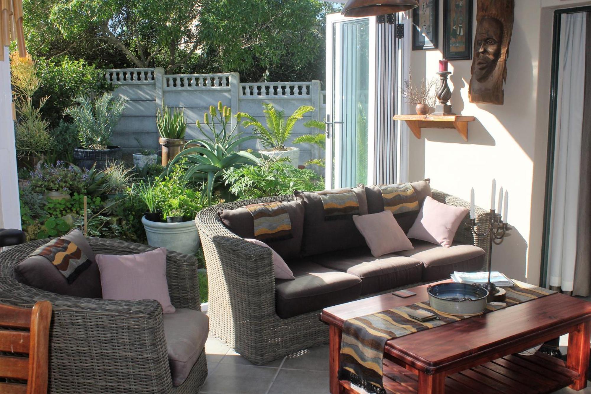 The Sun Catcher Bed & Breakfast Struisbaai Bagian luar foto
