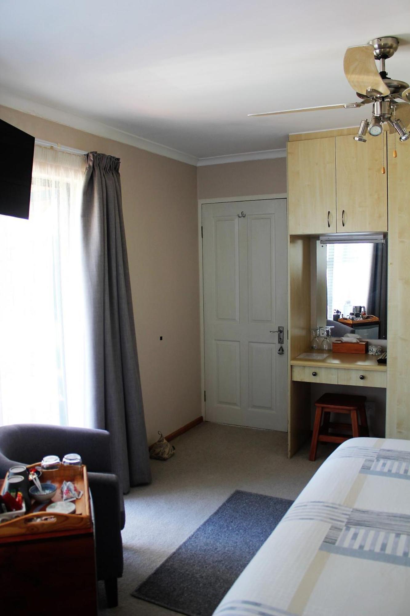 The Sun Catcher Bed & Breakfast Struisbaai Ruang foto