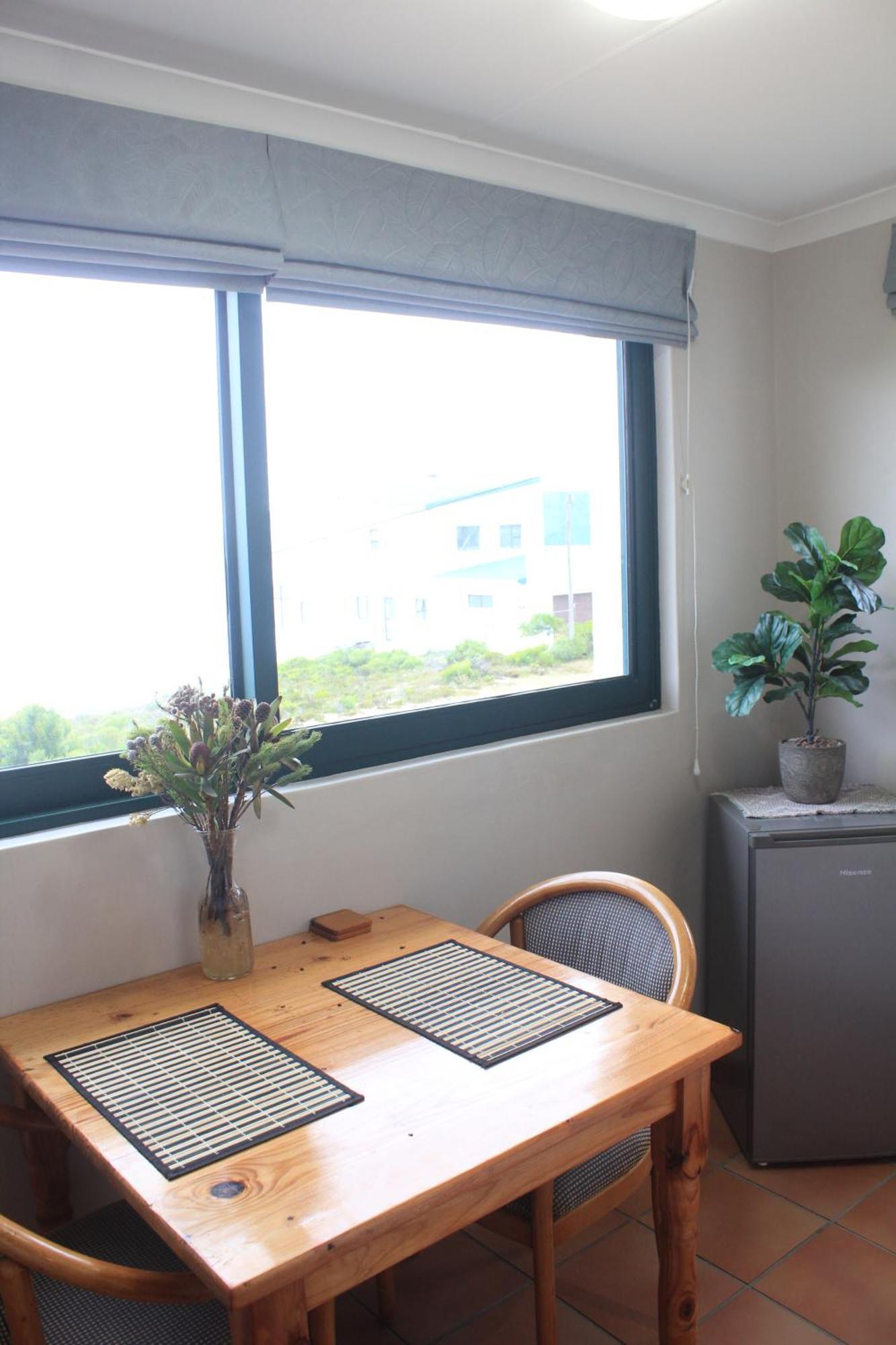 The Sun Catcher Bed & Breakfast Struisbaai Ruang foto